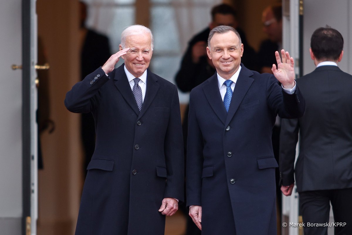 Prezidentlər @AndrzejDuda və @POTUS Varşavada Prezident Sarayında